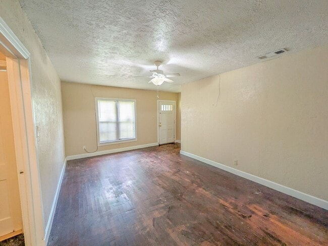 Photo - 3350 Cherry Dr