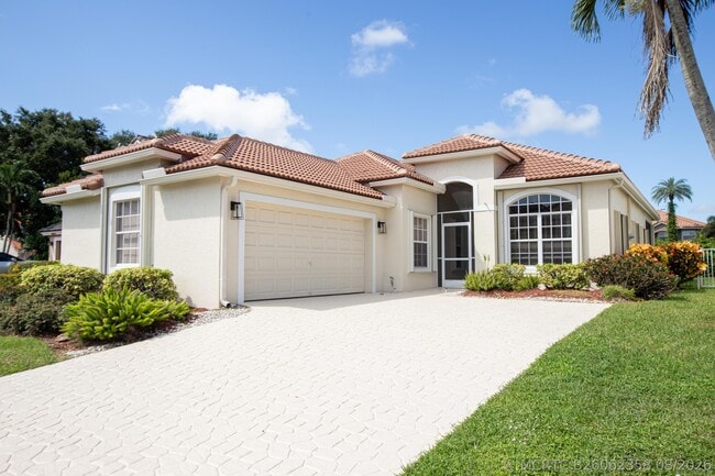 Building Photo - 10881 La Salinas Cir