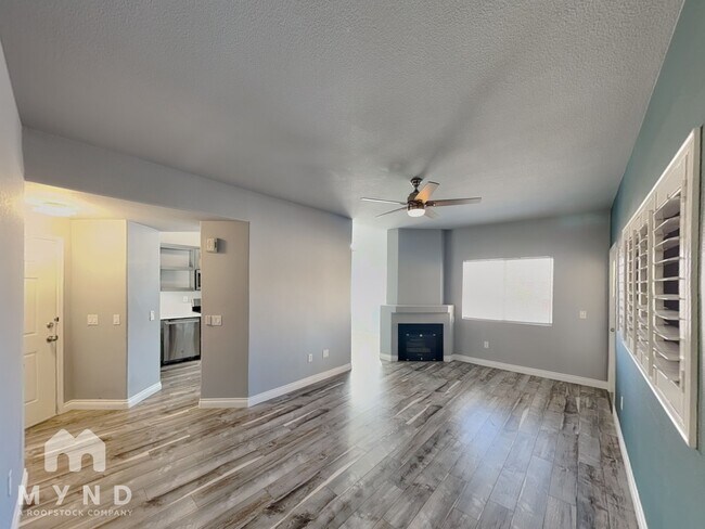 Photo - 1050 E Cactus Ave Unidad 2130