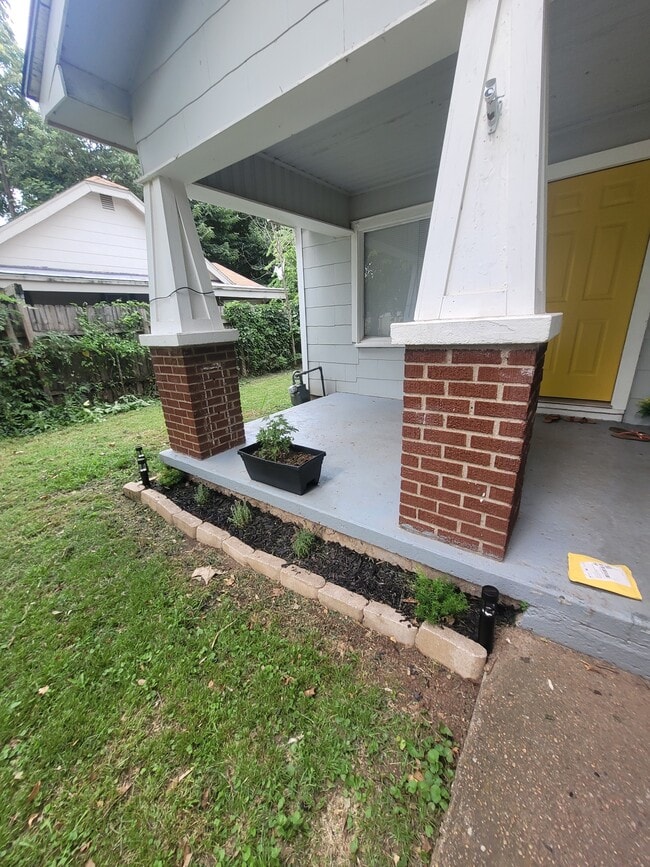 Photo - 2427 S Olympia Ave
