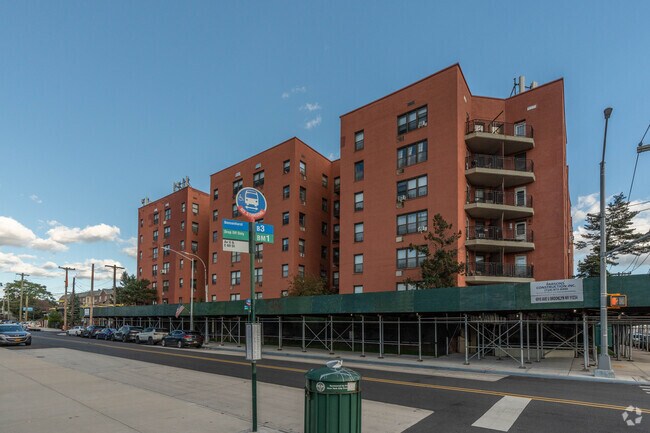 Photo - 6910 Avenue U