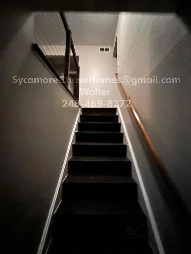 Photo - 2912 Canarsie Dr