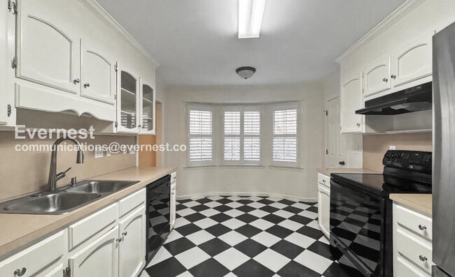 Photo - 1050 Independence Ct