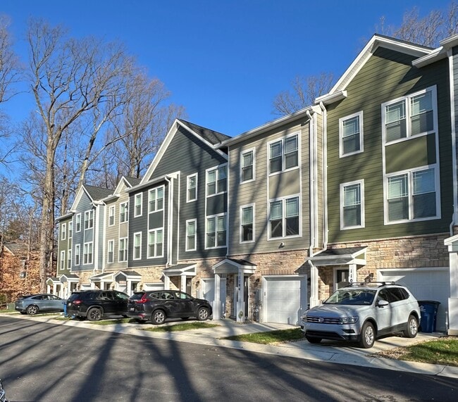 Photo - 1104 Thomas Trl