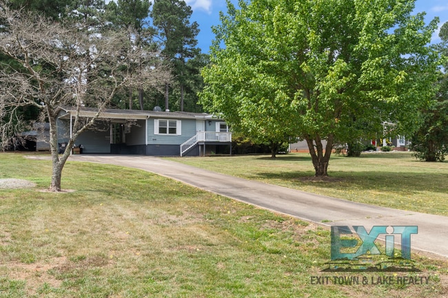 Photo - 2 Bedroom, 2 Bath Home located in Tanglewood Shores