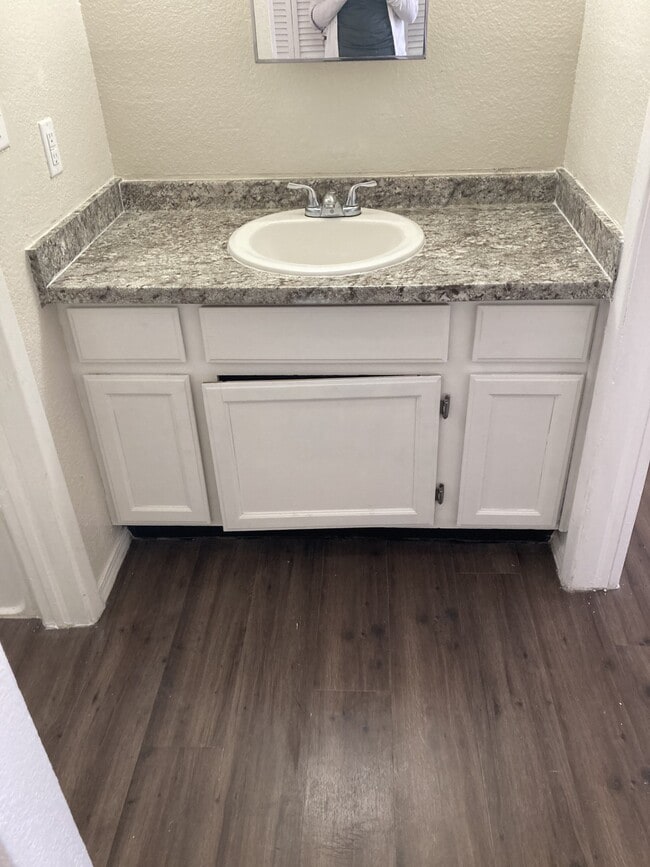 2BD, 1BA - 670SF - Tigua Village- Income Restricted