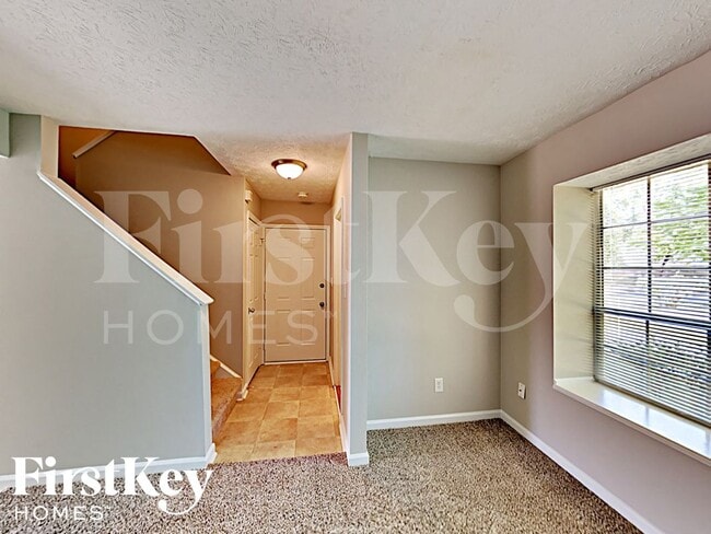 Photo - 2600 Stratford Ln