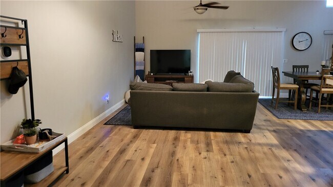 Photo - 6305 Vista Laguna Dr