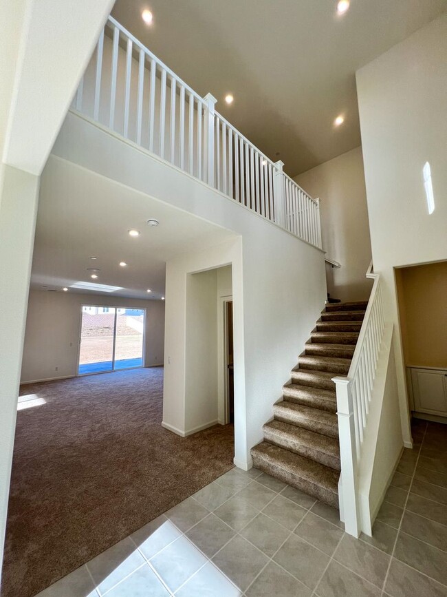 Photo - 5 Bedroom home with FULL MOTHER IN LAW SUI...