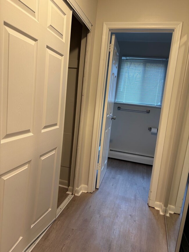 Photo - Spacious 1 Bedroom Apartment Unit B-09