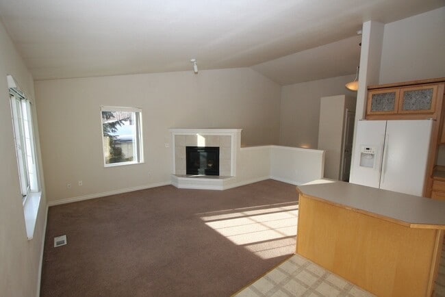 Photo - 3 Bedroom Duplex-Style Condo near JBER!