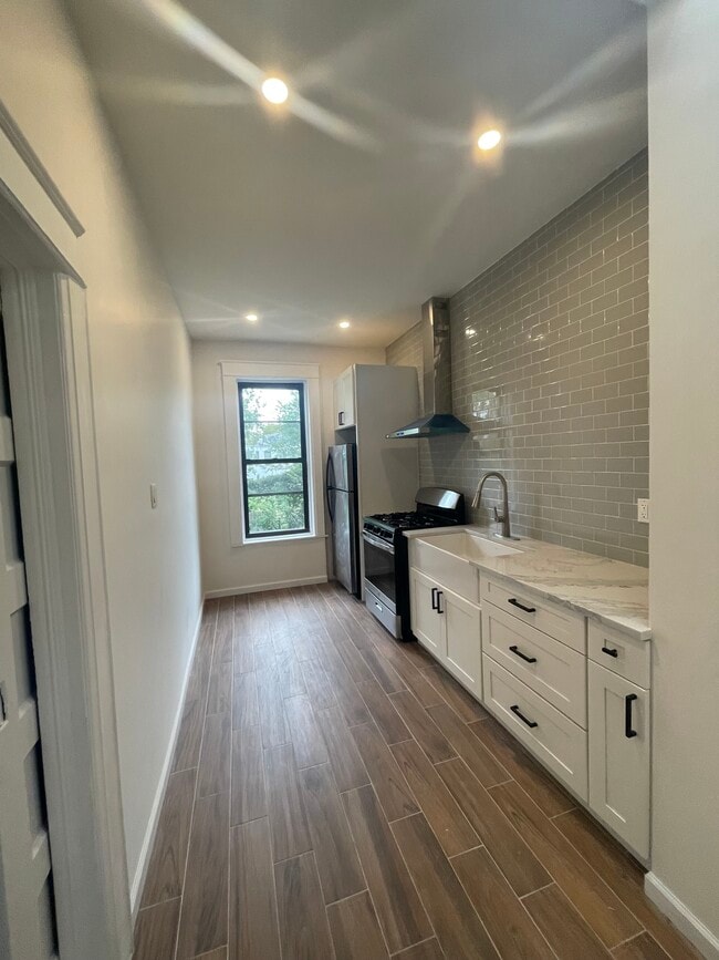 Photo - 566-2 Bay Ridge Pky Unit floor 2
