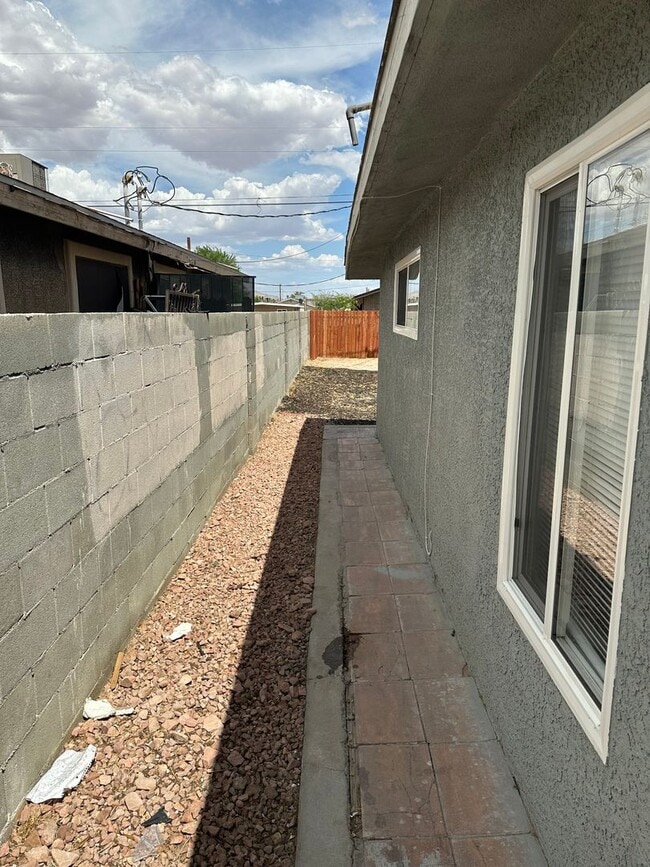 Photo - 2522 N Salt Lake St