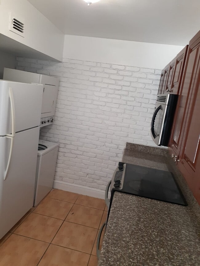 Photo - 2735 W 66th St Unit #12