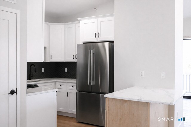 Photo - 937 Post Rd Unit 3B