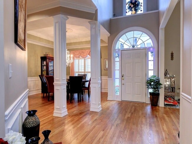 Photo - 4771 Powers Park Ct NE