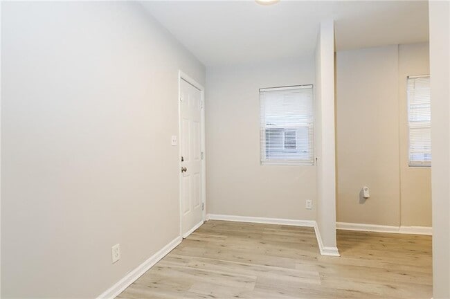 Photo - 2841 Belvedere Ln Unit 9