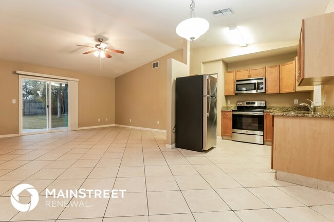 Photo - 425 NW 4th St