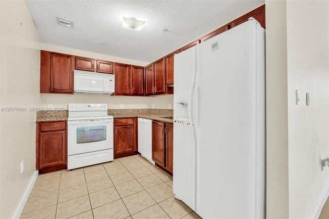 Photo - 5271 SW 8th St Unit 203