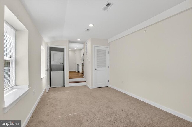 Building Photo - 541 N Orianna St Unit 2B