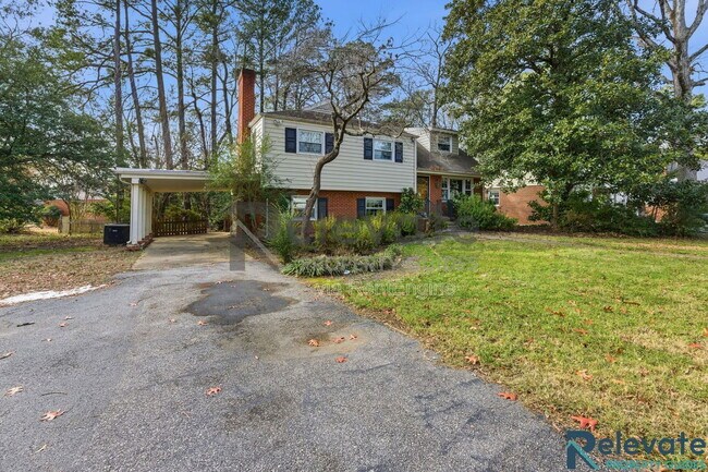 Photo - 8903 Freestone Ave