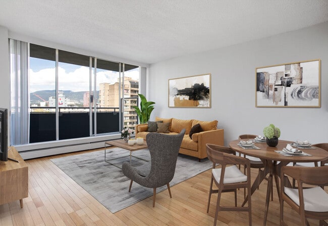 Building Photo - Central Plaza Unit 00304