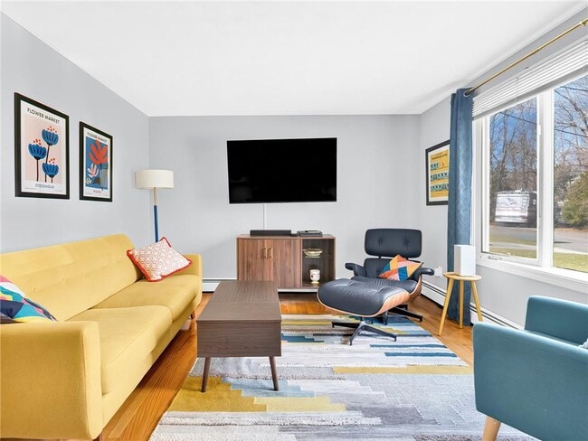 Photo - 32 Hamlin Ave