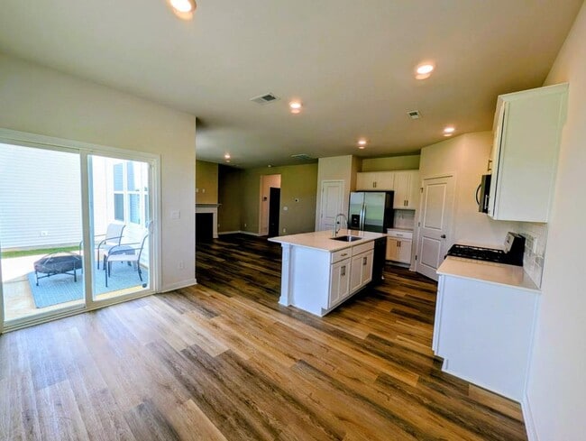 Photo - 3029 Ora Smith Rd