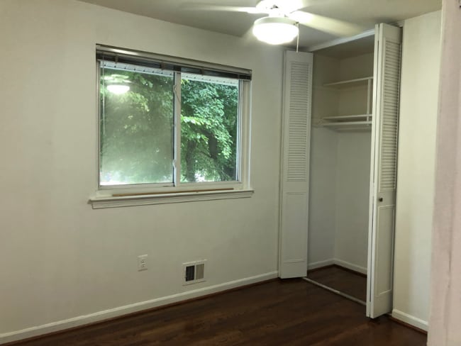 Photo - 0xx Commonwealth Blvd