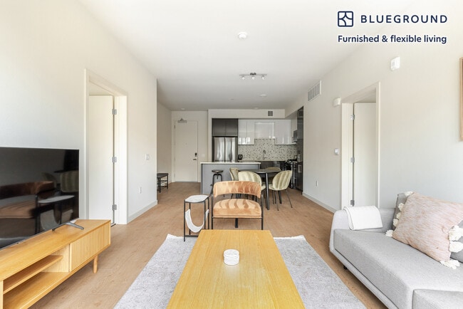 Photo - 240 W MacArthur Blvd Unit FL3-ID1815