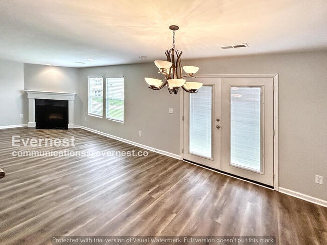 Photo - 234 Dormont Dr NE