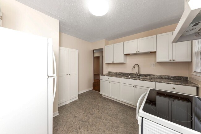 Photo - Cozy 3 Bedroom Ranch