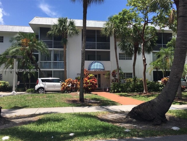 Building Photo - 251 Galen Dr Unit 304E