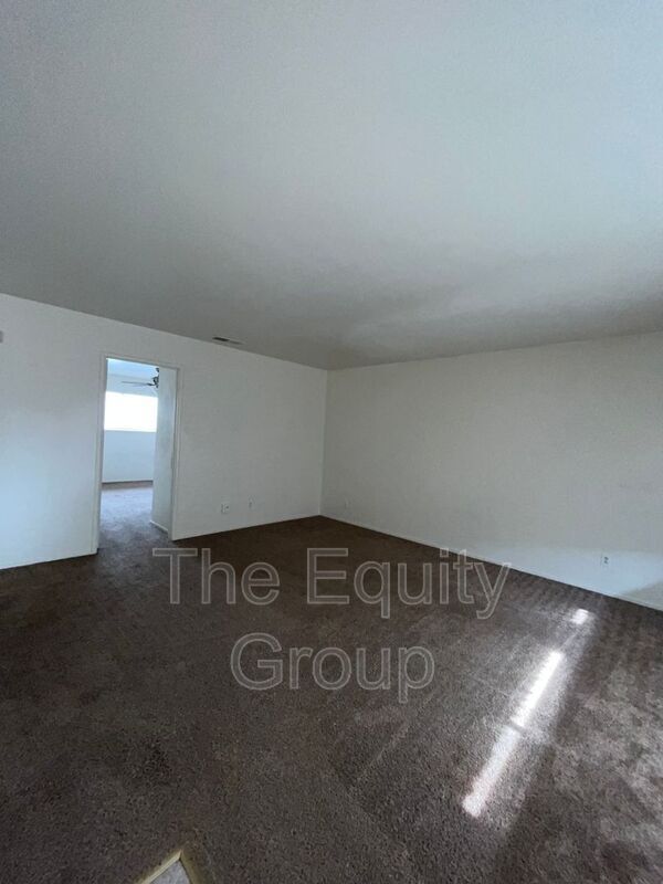 1320 W Vassar Ave Condo Unit H Condo for Rent in Visalia, CA