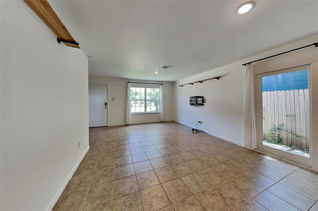 Photo - 3321 Rutz St