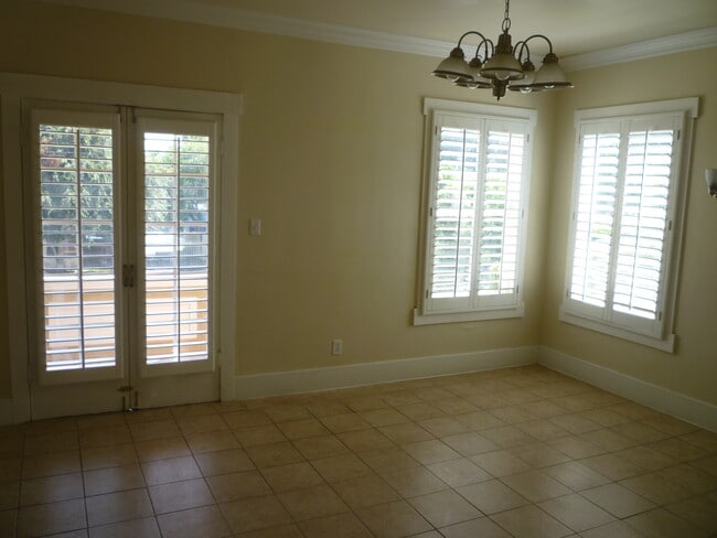 Photo - 261 Parke St Unidad #3