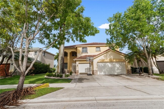 Photo - 1095 Chenille Cir