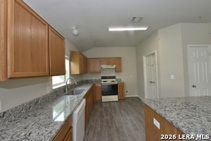 Photo - 914 Rustling Cove