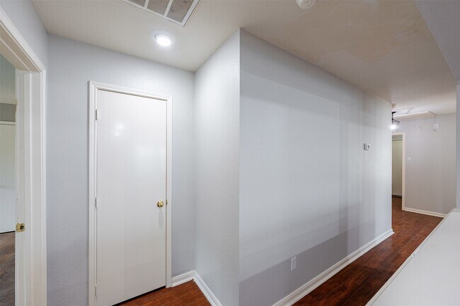 Photo - 15823 Kings Cypress Ln