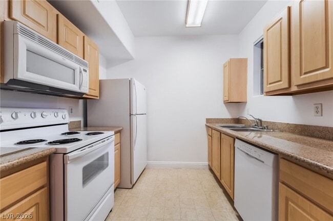 Photo - 8000 W Badura Ave