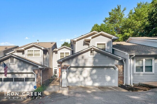 Photo - 8 Briar Knoll Ct