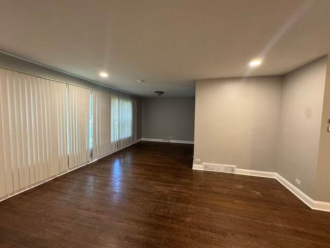 Photo - 15125 East End Ave