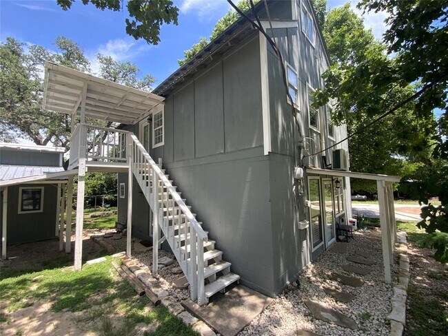 Photo - 2704 Palomino Dr