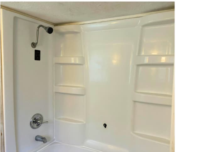 Photo - Large and Sunny 3 Bed 1 Bath Home Availabl...