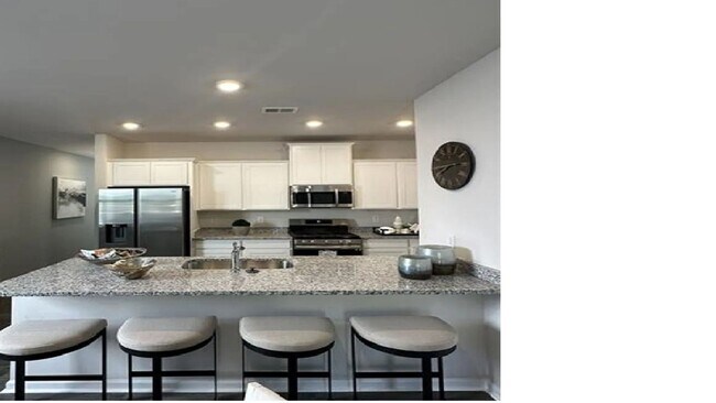 New 4/2.5 Townhome Near Lake Conestee and ... - New 4/2.5 Townhome Near Lake Conestee and ...
