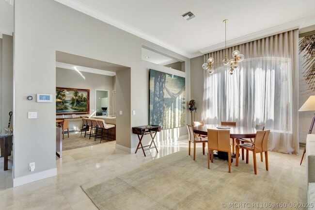 Photo - 162 Esperanza Way