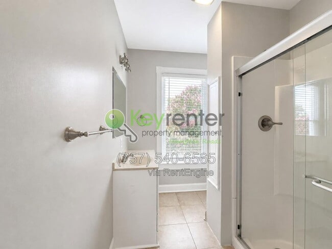 Photo - 3308 Monroe St