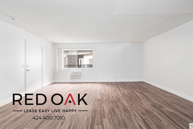 Photo - 2448 N Eastern Ave Unidad 302