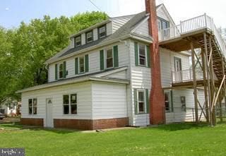 Photo - 1300 W Kings Hwy House