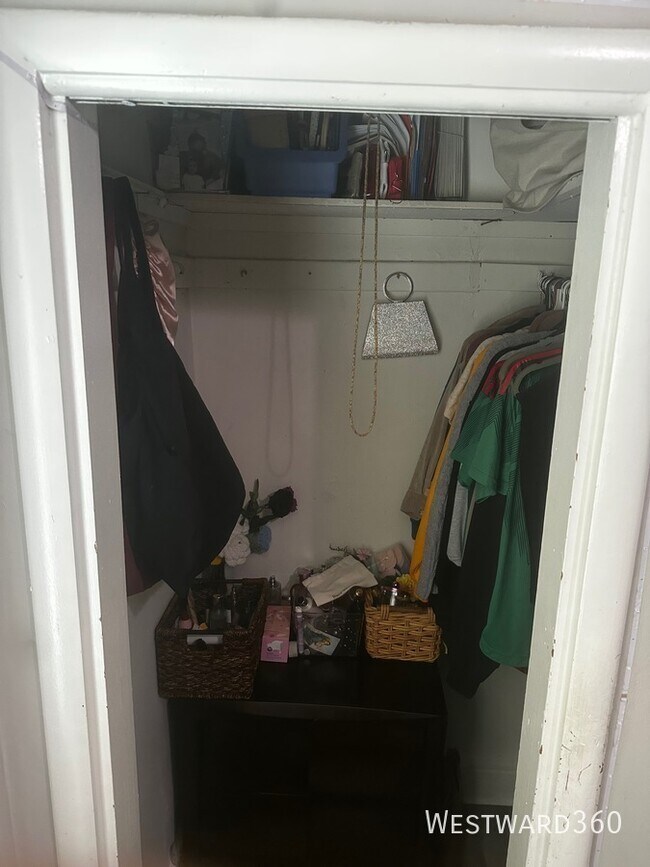 Photo - 3048 N Drake Ave Unit 1R